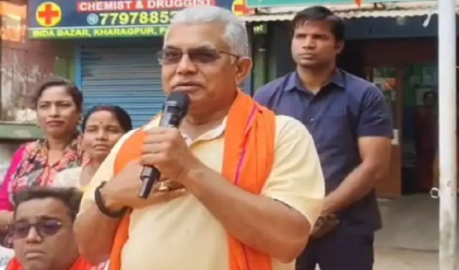 ‘সেদিন মামলা করেছিলেন, আজ কোথায়?’ রামনবমীর স্মৃতি উসকে খড়গপুরে হুঙ্কার দিলীপ ঘোষের!