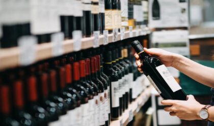 এবার পেট্রোল পাম্পেই মিলবে সুরা! সরকারের বড় সিদ্ধান্তে খুশির হাওয়া সুরাপ্রেমীদের মনে