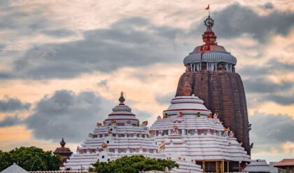 ভোল পাল্টে ভক্তদের সামনে নতুন রূপে মহাপ্রভু! পুরীর জগন্নাথ মন্দিরে জনজোয়ার