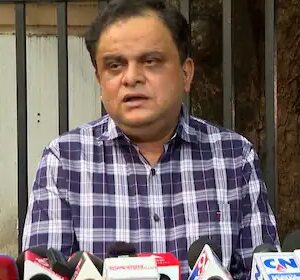 “ডিনার এখনও বাকি!” শুভেন্দুর ভোটার তালিকা তত্ত্বের পাল্টা ‘ষড়যন্ত্র’ দেখছে জোড়াফুল শিবির