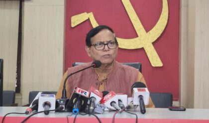 বাম-আইএসএফ জোটে বড়সড় ফাটল! আরাবুল-মডেলে ক্ষুব্ধ সেলিম, ভাঙনের মুখে জোট?