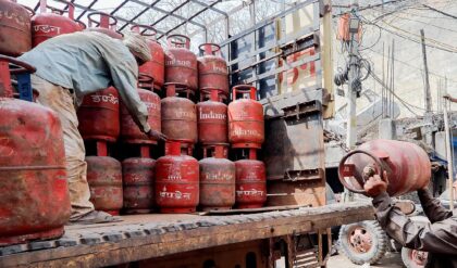 আর রক্ষা নেই! পিএনজি থাকতেও সিলিন্ডার ব্যবহার করলে সংযোগ বিচ্ছিন্ন? কড়া হুঁশিয়ারি কেন্দ্রের