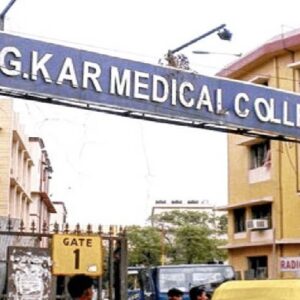 আরজি করে ফের চরম বিভ্রাট! লিফটে আটকে প্রাণ ওষ্ঠাগত রোগী ও পরিজনদের!