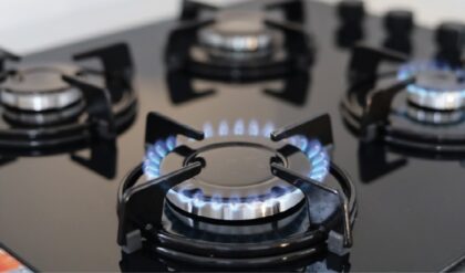 সিলিন্ডার বিদায় দেওয়ার পথে সরকার! আপনার রান্নাঘরে কি বড় পরিবর্তন আসছে?