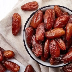 এনার্জির ‘পাওয়ার হাউস’ খেজুর! খালি পেটে খাওয়ার উপকারিতা জানলে অবাক হবেন