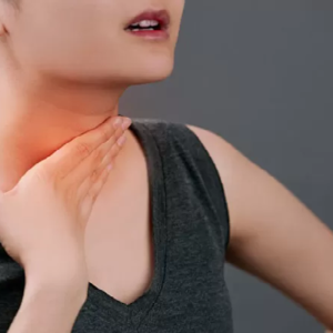 গলায় মাছের কাঁটা? দলা ভাত গিলছেন? সাবধান! হিতে বিপরীত হতে পারে।