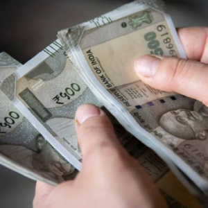 কাল থেকেই বদলে যাচ্ছে আপনার পকেট! আয়কর থেকে বেতন— ১ এপ্রিল থেকে ৫টি বড় পরিবর্তন