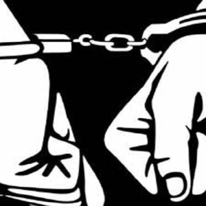 যোগী আদিত্যনাথের মাকে নিয়ে কুরুচিকর মন্তব্য! বিহার থেকে মাদ্রাসা ইমামকে তুলল ইউপি পুলিশ