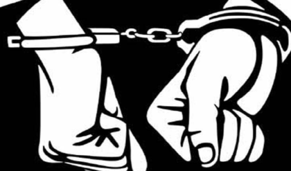 যোগী আদিত্যনাথের মাকে নিয়ে কুরুচিকর মন্তব্য! বিহার থেকে মাদ্রাসা ইমামকে তুলল ইউপি পুলিশ