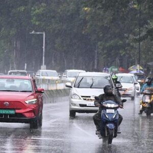 সাবধান! আজ-কাল-পরশু টানা দুর্যোগ, বাংলার এই জেলাগুলিতে ধেয়ে আসছে অতি ভারী বৃষ্টি!
