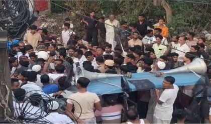 ভোটের আগেই হাওড়ায় হুলুস্থুল! একসঙ্গে ৮৫০ জনের নাম উধাও ভোটার তালিকা থেকে? ক্ষোভে পথ অবরোধ