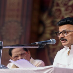 লক্ষ্মীর ভাণ্ডারের ধাঁচে তামিলনাড়ুতেও ধামাকা! স্ট্যালিনের নির্বাচনী ইস্তাহারে ঘরকন্যার জন্য ৮০০০ টাকার বাম্পার অফার!