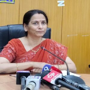 নির্বাচনের ডিউটিতে গাফিলতি? পুরকর্মীদের জন্য চরম হুঁশিয়ারি স্মিতা পাণ্ডের!