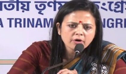 ‘সিংহাসনে ভাঁড় বসে!’ অমিত শাহকে বেনজির আক্রমণ মহুয়ার, পেশ করলেন পাল্টা চার্জশিট