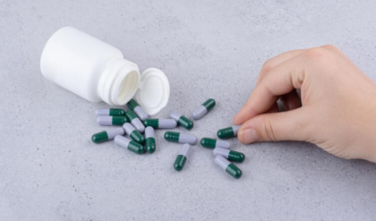 মুড়িমুড়কির মতো গ্যাসের ওষুধ খাচ্ছেন? অজান্তেই কিডনি ও হাড়ের সর্বনাশ ডেকে আনছেন না তো!