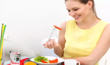 পিরিয়ডের যন্ত্রণায় নীল? পেনকিলার ছেড়ে রান্নাঘরের এই ৫ খাবারেই পান জাদুকরী আরাম!