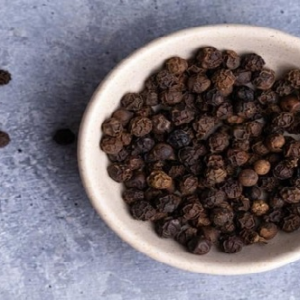 চর্বি গলবে মোমের মতো! গোলমরিচের চায়ের এই গোপন টোটকা কি আপনার জানা?