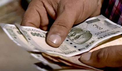 রাজ্য সরকারি কর্মীদের জন্য সুখবর! বকেয়া ডিএ মেটানো শুরু হচ্ছে মার্চ থেকেই, কার অ্যাকাউন্টে কত টাকা?