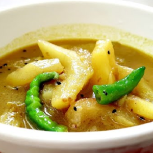 গরম পড়তেই হজমের সমস্যায় নাজেহাল? সুস্থ থাকতে পাতে রাখুন এই ম্যাজিক ঝোল!