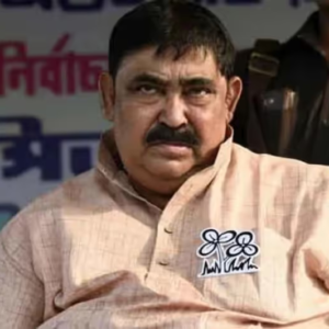 “SIR শেষ করে দিয়েছে মমতা!” অনুব্রতর মুখে ফের বিস্ফোরক দাবি, তুঙ্গে রাজনৈতিক তরজা