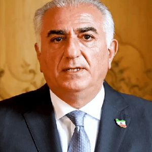 “ইসলামিক শাসনের মাথা কাটা হয়েছে!” খামেনেই নিধনের পর বিস্ফোরক ইরানের নির্বাসিত যুবরাজ