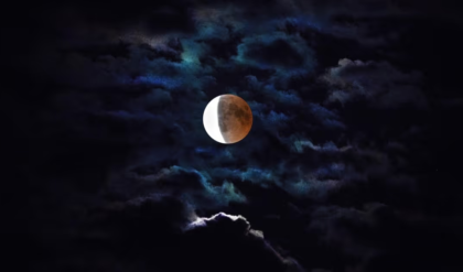 সাবধান ৩ রাশি! আজ ফাল্গুনী পূর্ণিমায় বিরল চন্দ্রগ্রহণ, সূতক কাল থেকে রাশিফলে বড় বদল