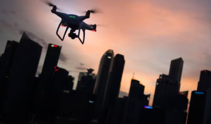 মধ্যপ্রাচ্যে যুদ্ধের নীল নকশা! এবার ড্রোন হামলায় তছনছ অ্যামাজনের ডেটা সেন্টার