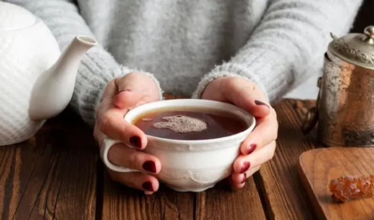 দিনে কয় কাপ কফি খাচ্ছেন? অজান্তেই নিজের শরীরের এই ভয়ানক ক্ষতি করছেন না তো!