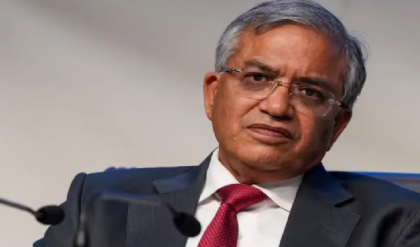 জ্ঞানেশ কুমারের বিরুদ্ধে সরব ‘ইন্ডিয়া’ জোট! বিজেপিকে সুবিধা পাইয়ে দেওয়ার অভিযোগে অনাস্থা নোটিশ