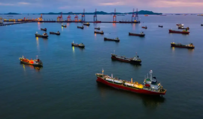 হরমুজ প্রণালিতে আটকে এলপিজি ট্যাঙ্কার! ইরান-ভারত জরুরি আলোচনায় বড় স্বস্তি