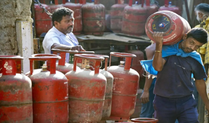 যুদ্ধের আঁচ এবার রান্নাঘরে! এলপিজি সঙ্কটে দিশেহারা রাজ্যবাসী, কী বলছে কেন্দ্র ও রাজ্য?
