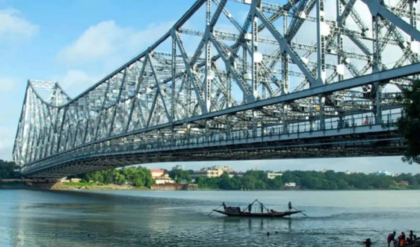 বঙ্গে আবহাওয়ার নাটকীয় মোড়, বৃষ্টি ও ঝোড়ো হাওয়ার সতর্কতা!