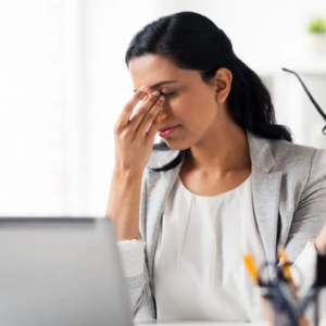 চশমার দাগে মুখ ফ্যাকাসে? এই ঘরোয়া উপায়ে নাকের দুপাশ হবে দাগমুক্ত!