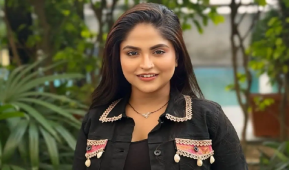 “মা-কে মিনিটে মিনিটে অপমান করা হয়েছে”, ঘর ভাঙার যন্ত্রণায় মুখ খুললেন দেবলীনা