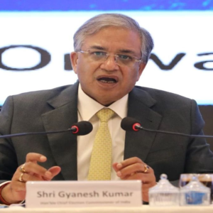 শুধু ভিতরে নয়, বুথের বাইরেও কড়া নজরদারি! ছাব্বিশের নির্বাচনে রি-পোল নিয়ে বড় ঘোষণা নির্বাচন কমিশনারের