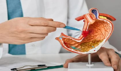 কোলন ক্যান্সারের ৮টি নীরব লক্ষণ, আপনার শরীর কি আপনাকে সতর্ক করছে?