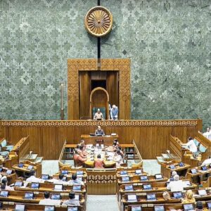 ‘সেলফ-আইডেন্টিটি’র অধিকার শেষ? লোকসভায় পাস বিতর্কিত রূপান্তরকামী সংশোধনী বিল ২০২৬!