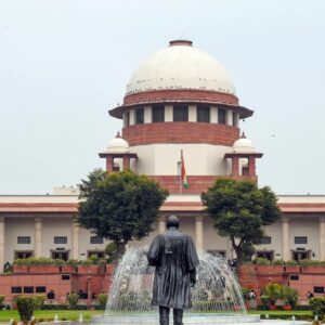 এক রাতেই ১১০০ অফিসার বদলি! কল্যাণ বন্দ্যোপাধ্যায়ের সওয়ালে কী জবাব দিল সুপ্রিম কোর্ট?