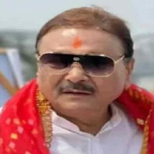 মমতার পথেই হাঁটছে বিরোধীরা! কড়াই-খুন্তি হাতে এবার ভোটের ময়দানে মদন-অগ্নিমিত্রা-মীনাক্ষীরা