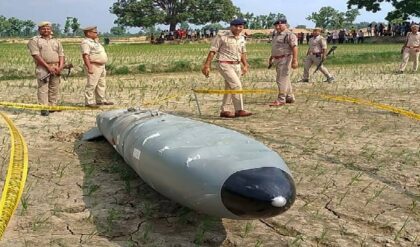 বারবার কেন সুবর্ণরেখায় মিলছে মিসাইল বোমা? ঝাড়খণ্ড সীমান্তে উদ্ধার বিস্ফোরক, হাড়হিম করা আতঙ্কে গ্রা