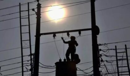 পল্লী বিদ্যুতের গ্রাহকদের ঘুম কেড়েছে লোডশেডিং, ৪৬% পর্যন্ত বিদ্যুৎ ঘাটতি! সরকারের নয়া পদক্ষেপে কি মিটবে আঁধার?