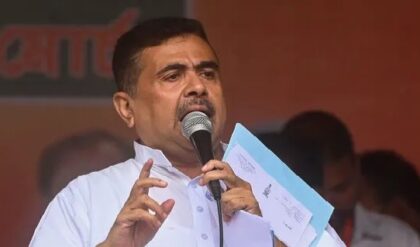 শুভেন্দু অধিকারীর ওপর হামলা, ভাঙল গাড়ি! এবার কমিশনের দরজায় বিজেপি