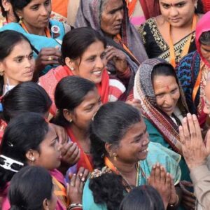 মধ্যরাতে মাস্টারস্ট্রোক! ৯৪০ দিন পর কার্যকর নারী সংরক্ষণ আইন, হঠাৎ কেন এই মরিয়া চাল?