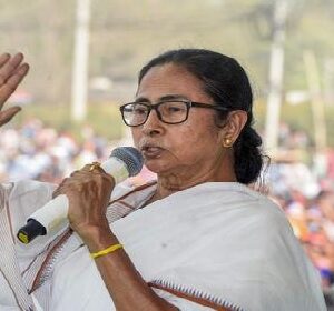 ১৮০ দিনের ডেডলাইন! রাজ্য সরকারি কর্মীদের বকেয়া ডিএ নিয়ে নবান্নের বিরাট ঘোষণা