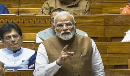 সংসদে ‘পরাস্ত’ চাণক্য নীতি! ৮৫০ আসনের ছক রুখে দিলেন রাহুল-প্রিয়াঙ্কা, মুখ পুড়ল কেন্দ্রের