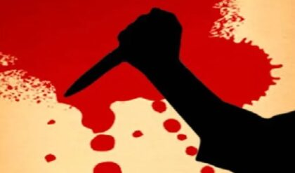 ২২ বছরের দাম্পত্যের নৃশংস পরিণতি! কেরালা থেকে ফিরেই স্ত্রীকে ‘খুন’, পাথরপ্রতিমায় চাঞ্চল্য