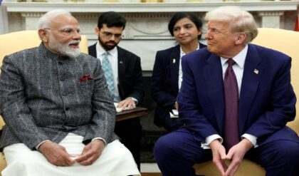 রাশিয়ার তেলে ফের ছাড় ট্রাম্পের! ইরান যুদ্ধের উত্তেজনার মাঝে ভারতের জন্য এল ‘সুরক্ষাকবচ’