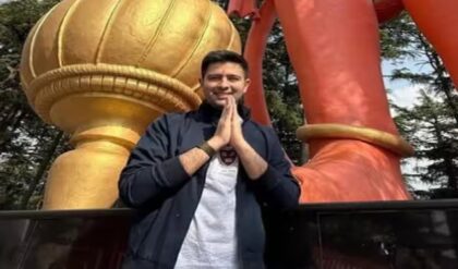 ডিজিটাল ইতিহাস কি মুছে ফেলছেন রাঘব? আপ নেতার সোশ্যাল মিডিয়ায় বড় বদল দেখে শোরগোল রাজনৈতিক মহলে!