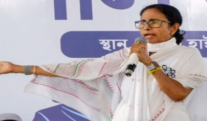 “সরকার আমিই গড়ব, বদলা নেব”! ৩২ লক্ষ মানুষের নাম নিয়ে সুপ্রিম কোর্টে লড়াইয়ের হুঙ্কার মমতার
