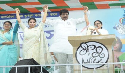 নিরাপত্তা কেড়ে নিলে নিজের বডিগার্ড শওকতকে দেবেন! বিজেপি-আইএসএফকে চরম হুঁশিয়ারি মমতার